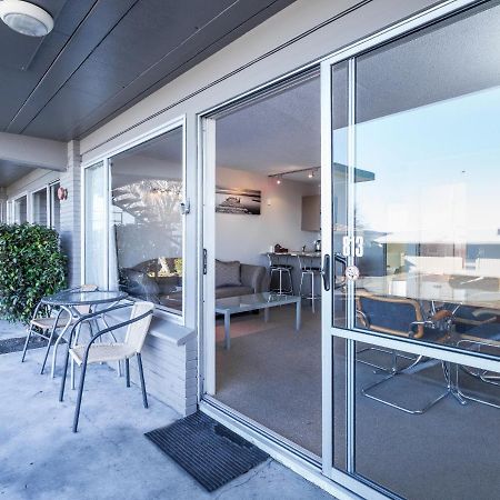 Twin Peaks Lakeside Inn Taupo Kültér fotó